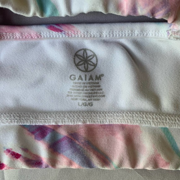 Gaiam Women's Medium Impact Strappy Back Sports Bra Size Large - Picture 4 of 5